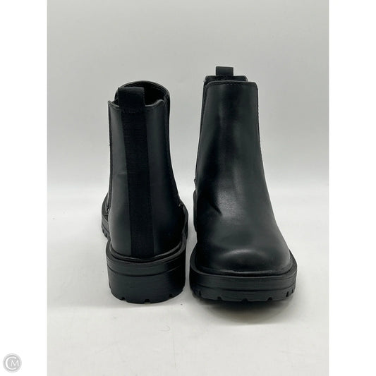 Boots Ankle Heels By Clothes Mentor In Black, Size: 7.5