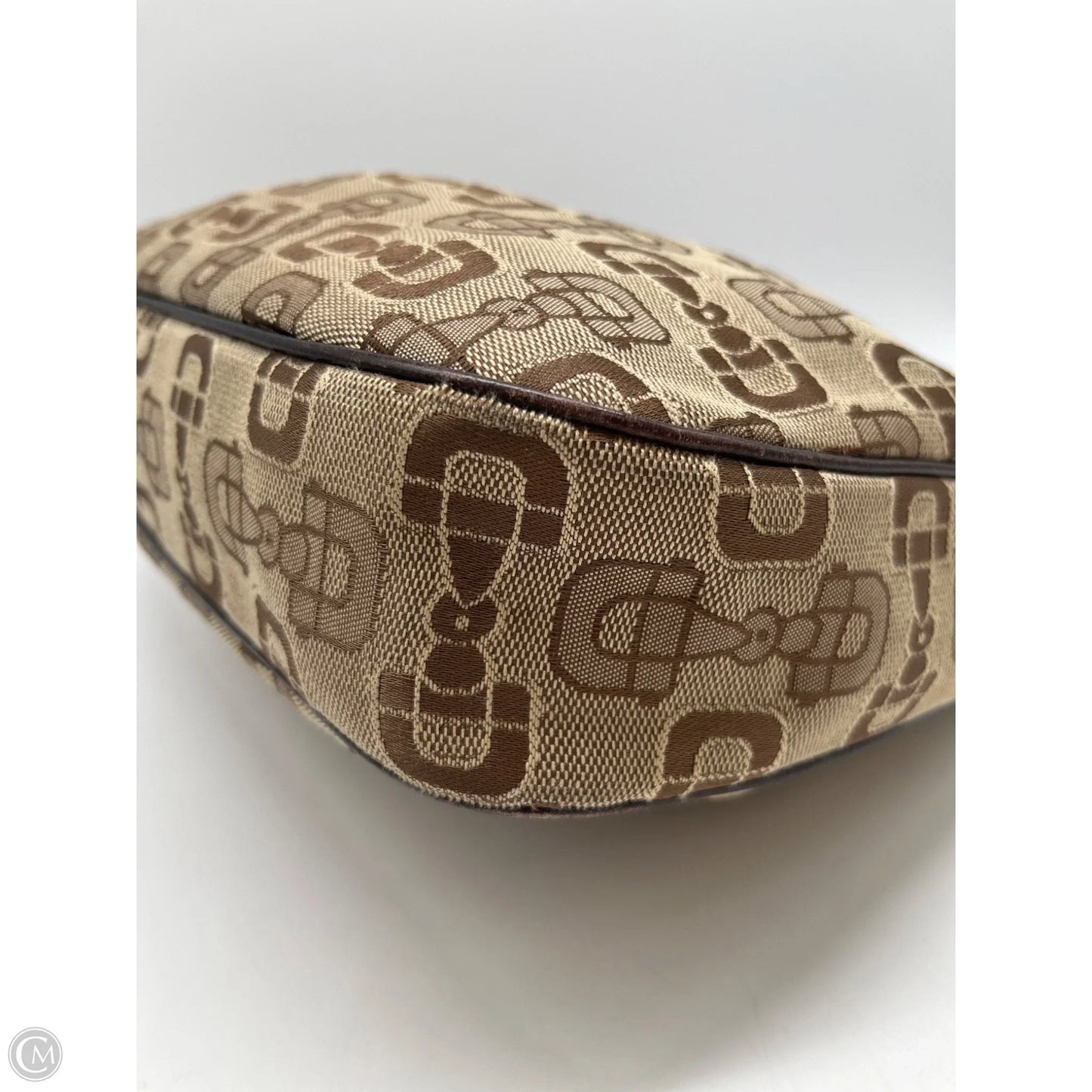 Handbag Luxury Designer By Gucci, Size: Medium