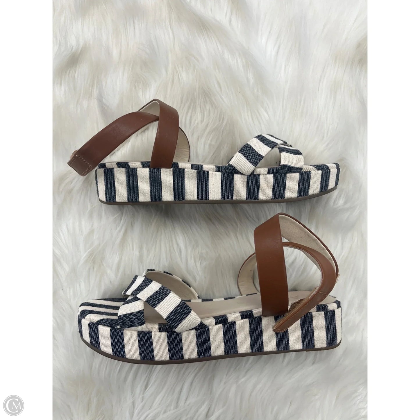 Sandals Flats By Able In Blue & White, Size: 7