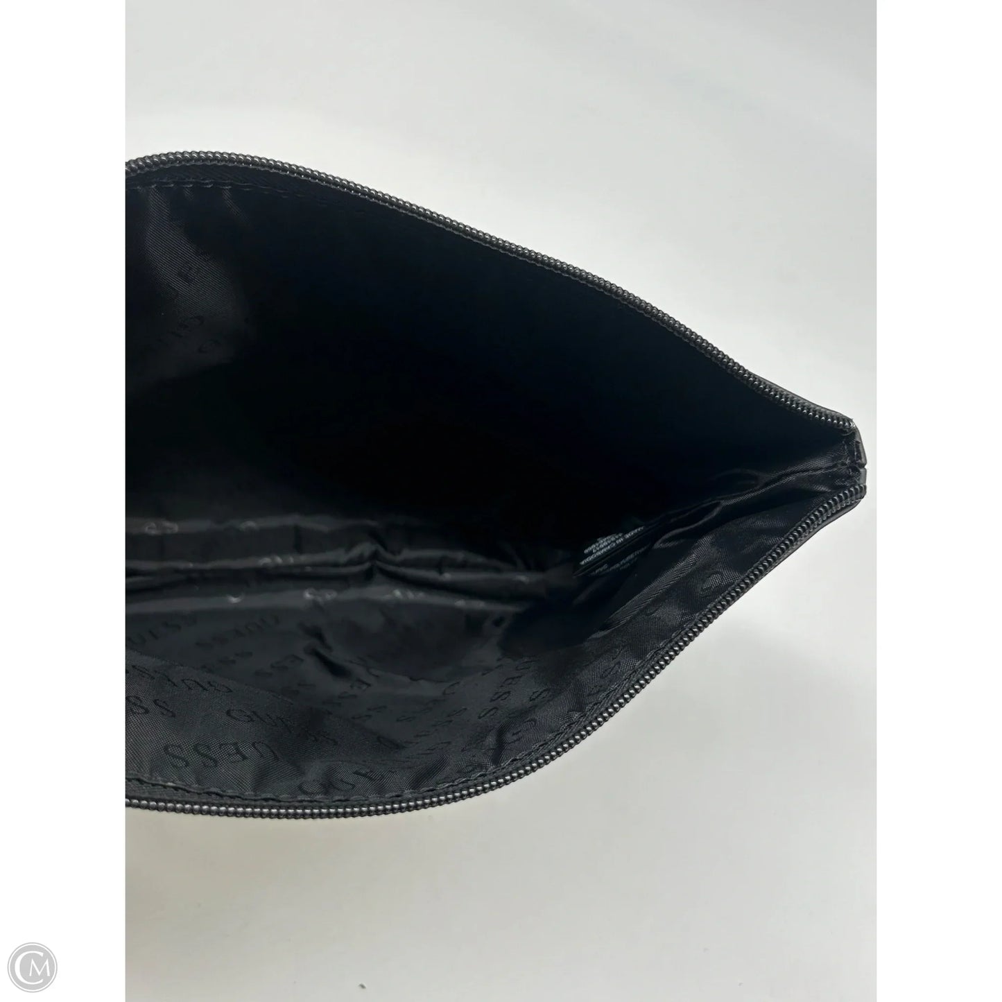 Clutch By Guess, Size: Medium