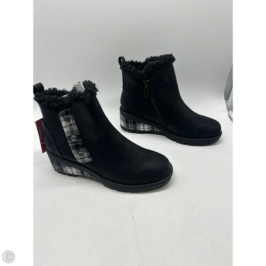 Boots Ankle Heels By Muk Luks In Black, Size: 9