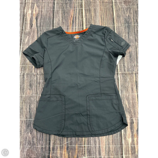 Top Short Sleeve By Dickies In Grey, Size: S