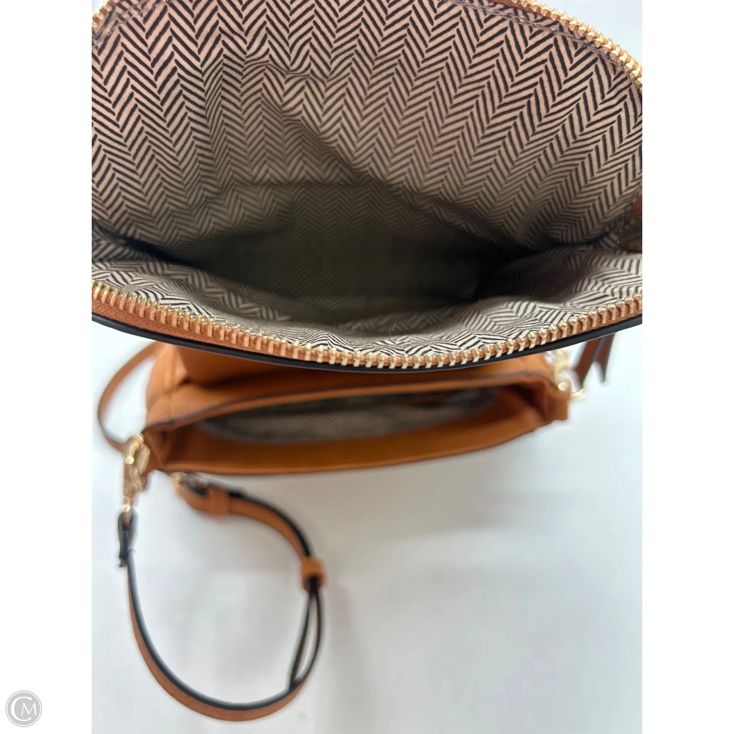 Crossbody By Clothes Mentor, Size: Small