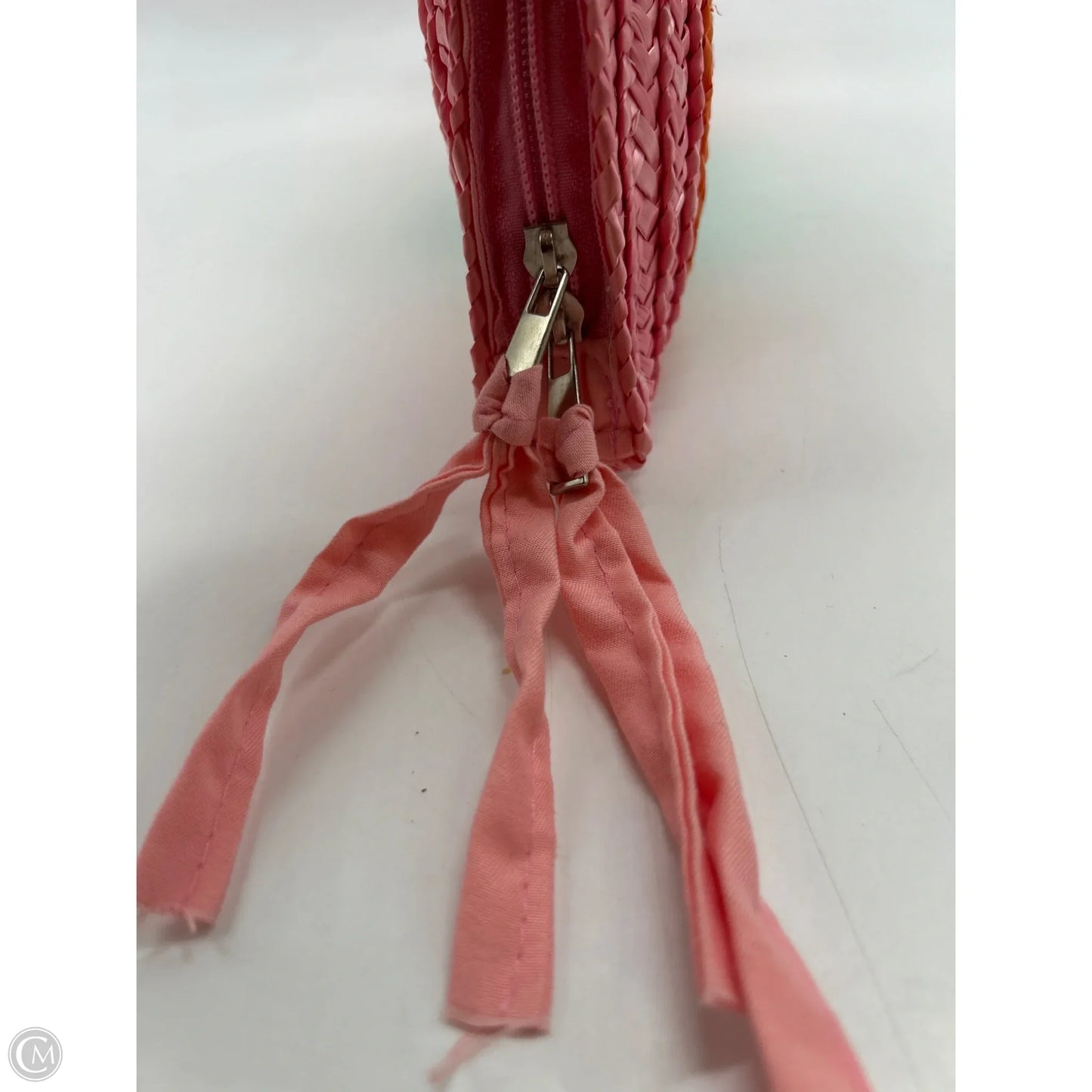 Clutch By Clothes Mentor, Size: Medium