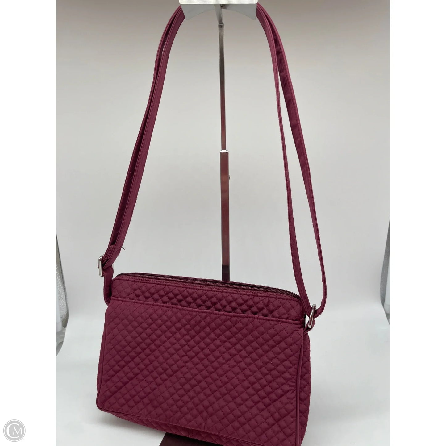 Handbag By Vera Bradley, Size: Medium