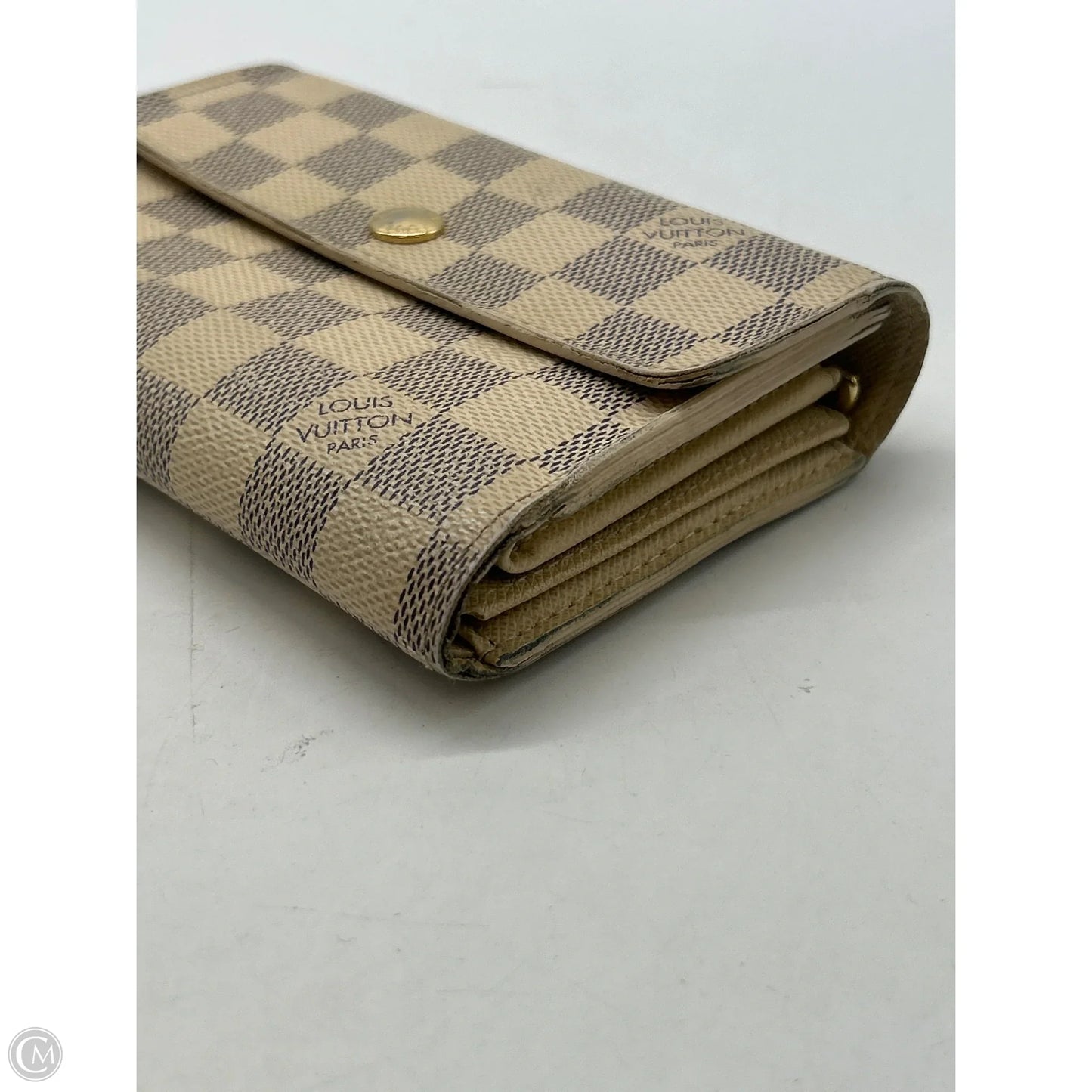Wallet Luxury Designer By Louis Vuitton, Size: Medium