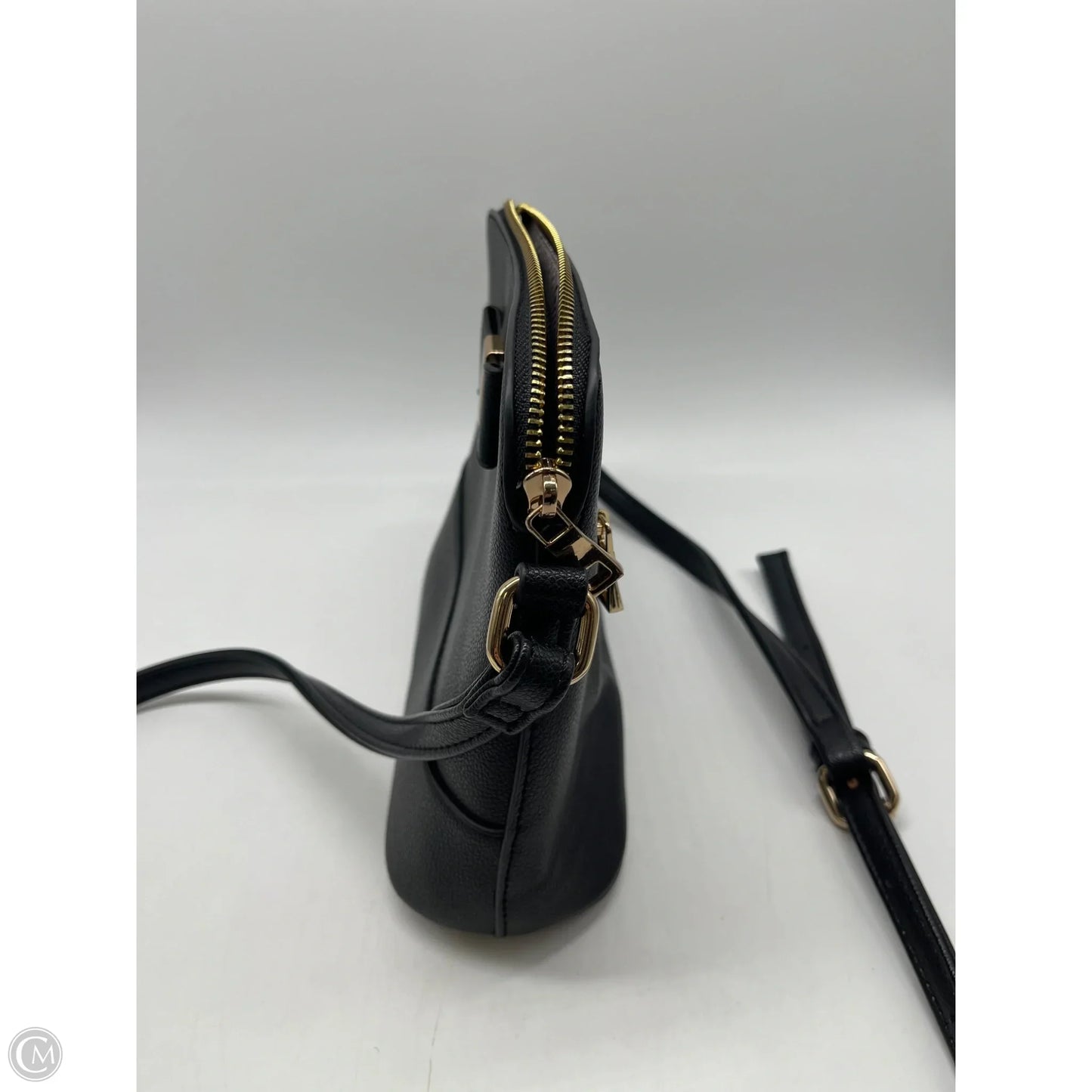 Crossbody By Clothes Mentor, Size: Small