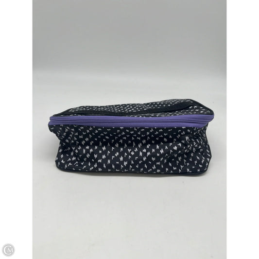 Makeup Bag By Thirty One, Size: Medium
