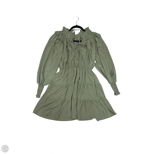 Dress Casual Short By Clothes Mentor In Green, Size: S