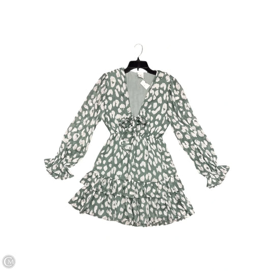 Dress Casual Short By By Together In Green & White, Size: S