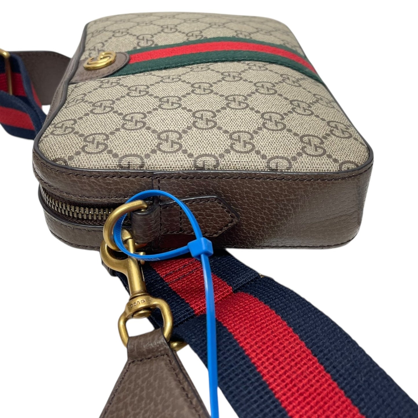 Crossbody Luxury Designer By Gucci, Size: Medium