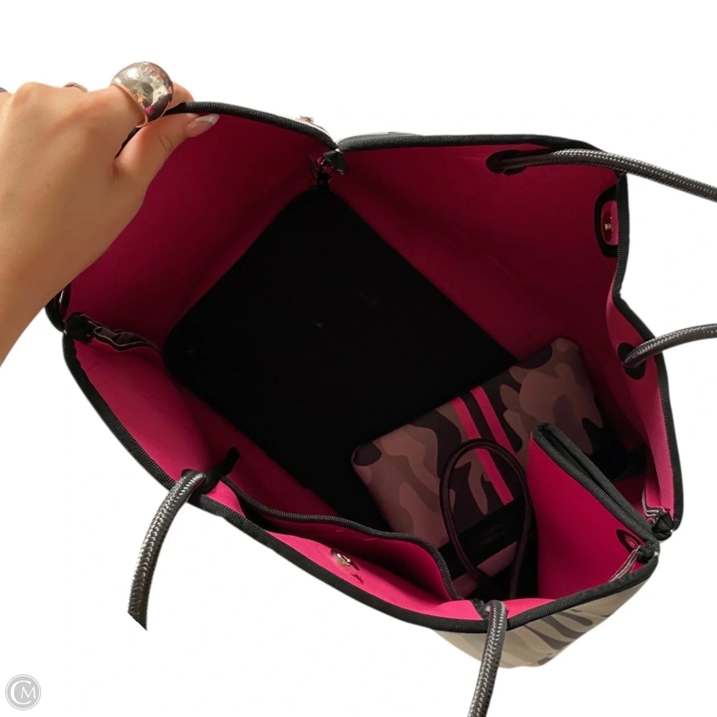 Tote By Haute Shore, Size: Large