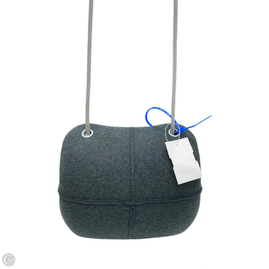 Crossbody Luxury Designer By Chanel, Size: Medium