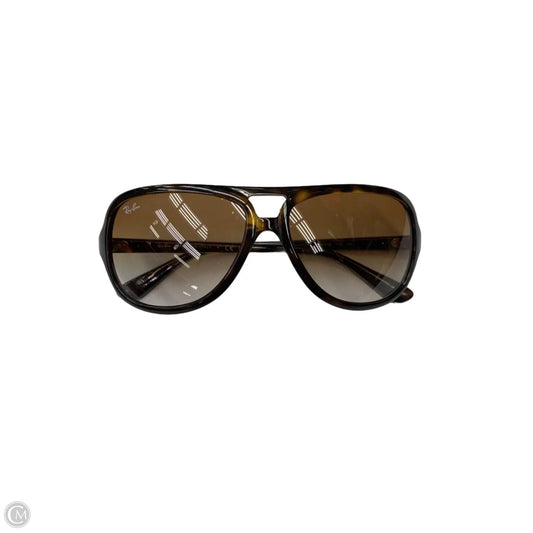 Sunglasses Designer By Ray Ban, Size: Medium