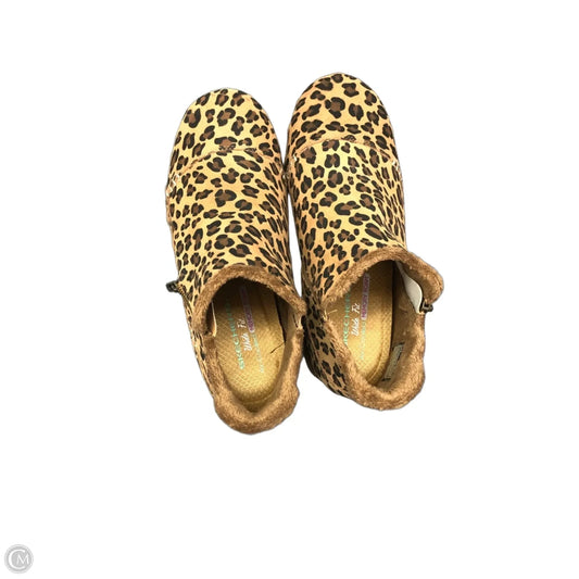 Boots Ankle Flats By Skechers In Animal Print, Size: 8.5