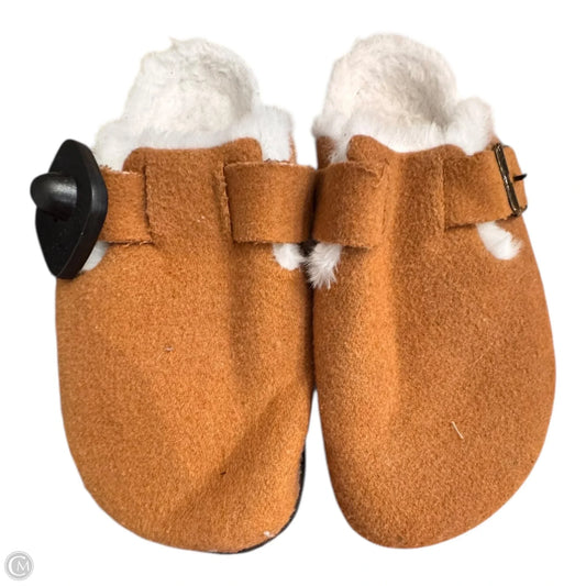 Shoes Flats By Clothes Mentor In Brown, Size: 6