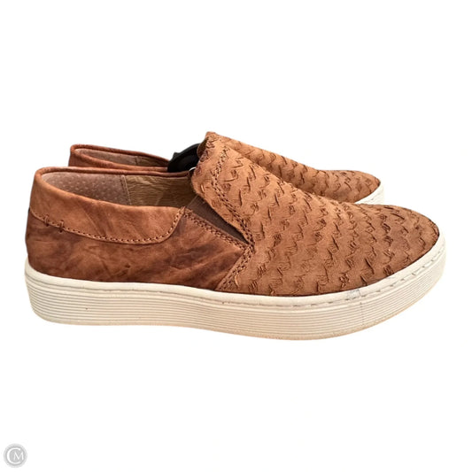 Shoes Flats By Sofft In Brown, Size: 8.5