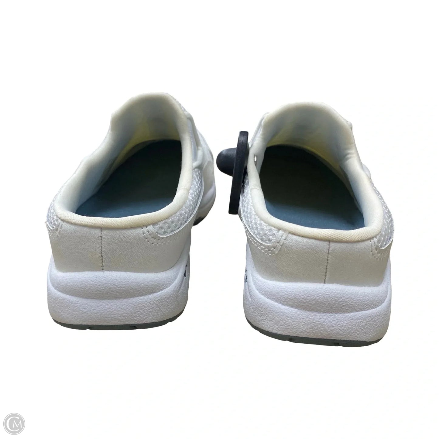 Shoes Flats By Easy Spirit In White, Size: 6