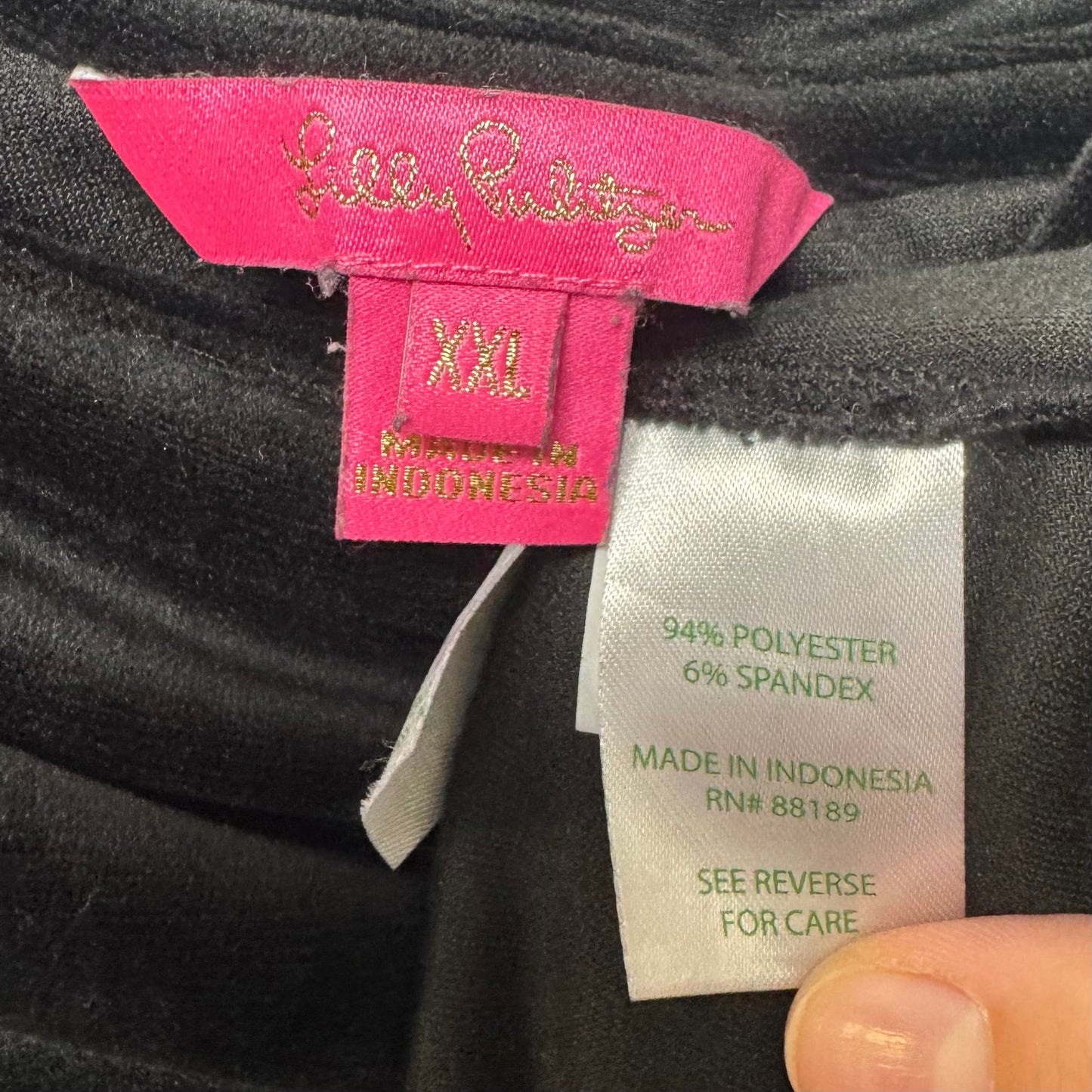 Off Shoulder Velour Top Long Sleeve Designer By Lilly Pulitzer In Black, Size: Xxl