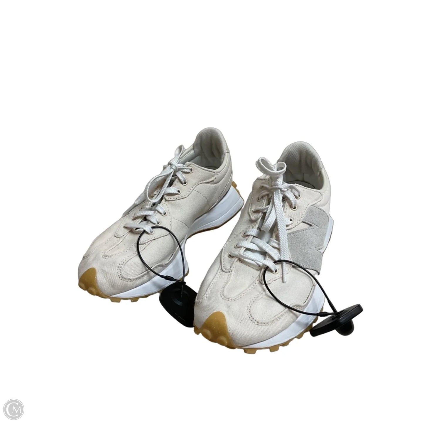 Shoes Athletic By New Balance In Cream, Size: 7.5