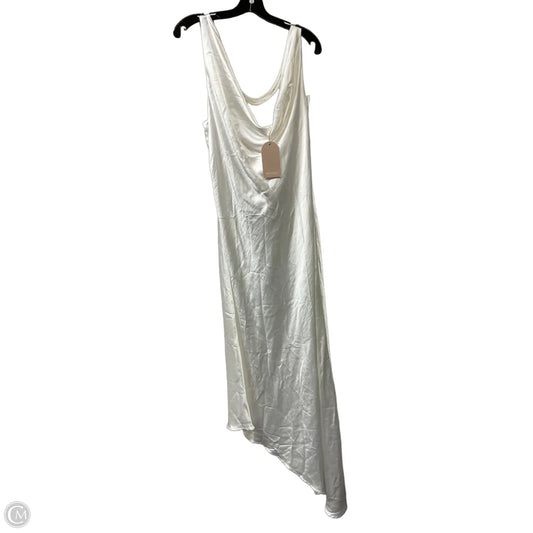 Dress Party Long By Meshki In White, Size: 3x