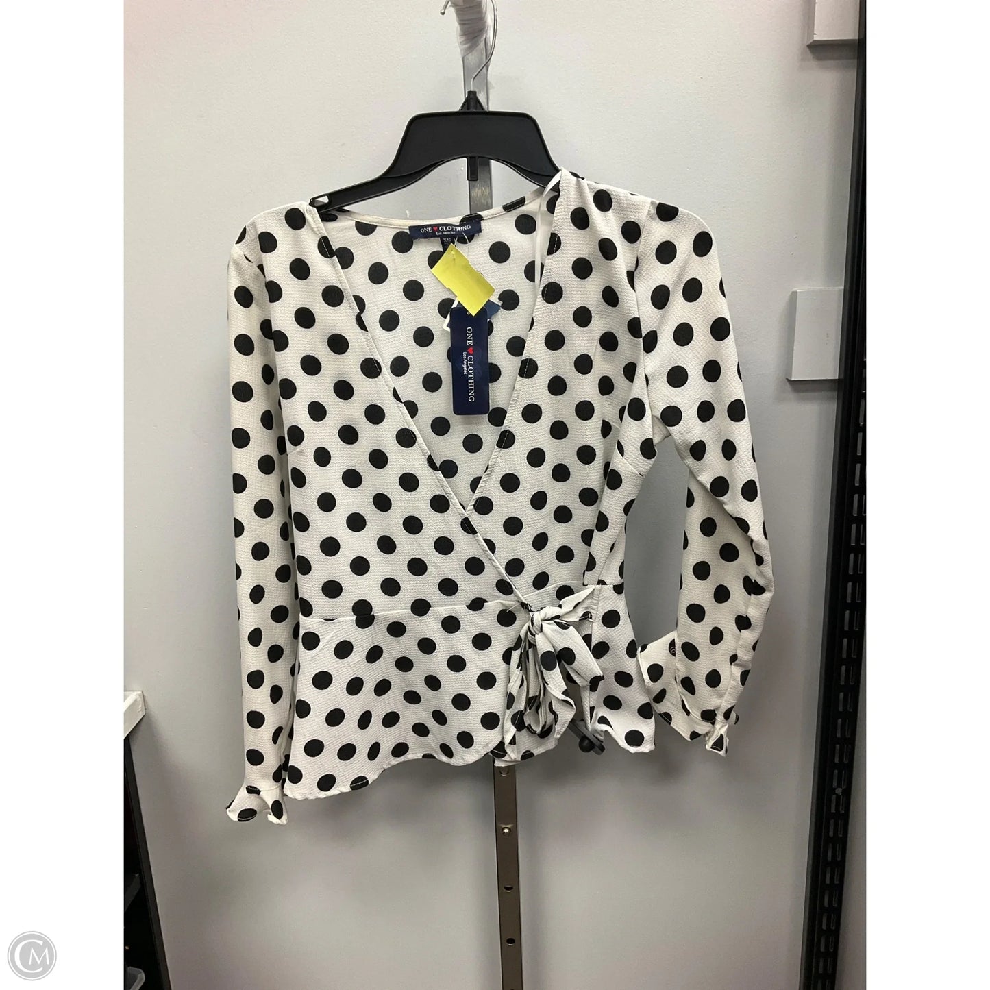 Top Long Sleeve By One Clothing In Polkadot Pattern, Size: Xs