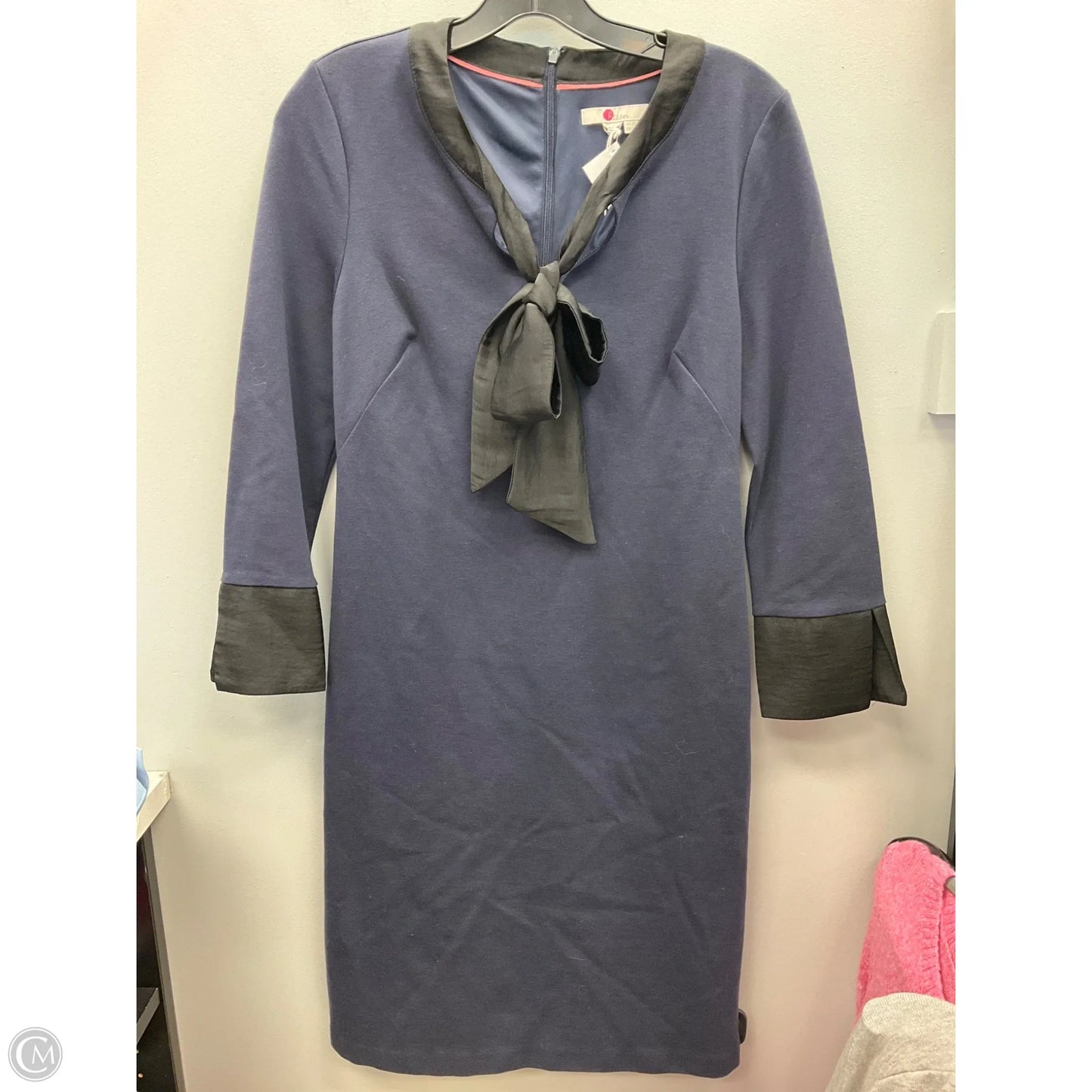 Dress Casual Short By Boden In Blue, Size: 6