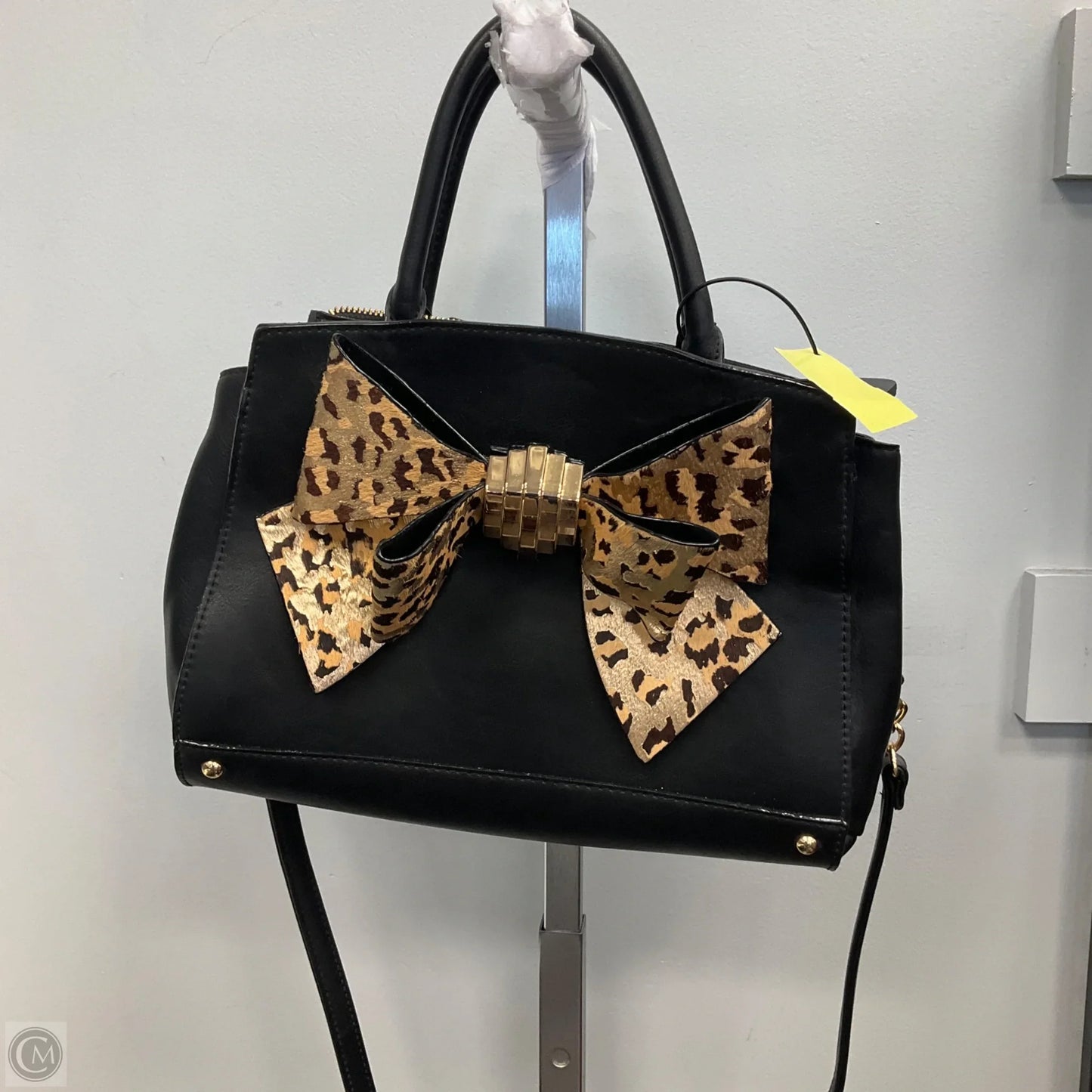 Handbag By Betsey Johnson, Size: Medium