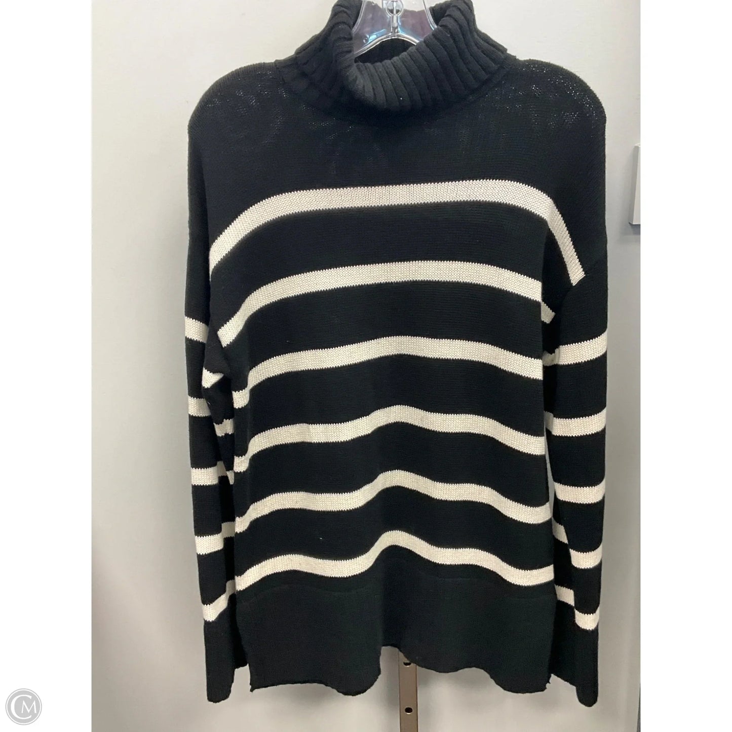 Sweater By Old Navy In Striped Pattern, Size: S