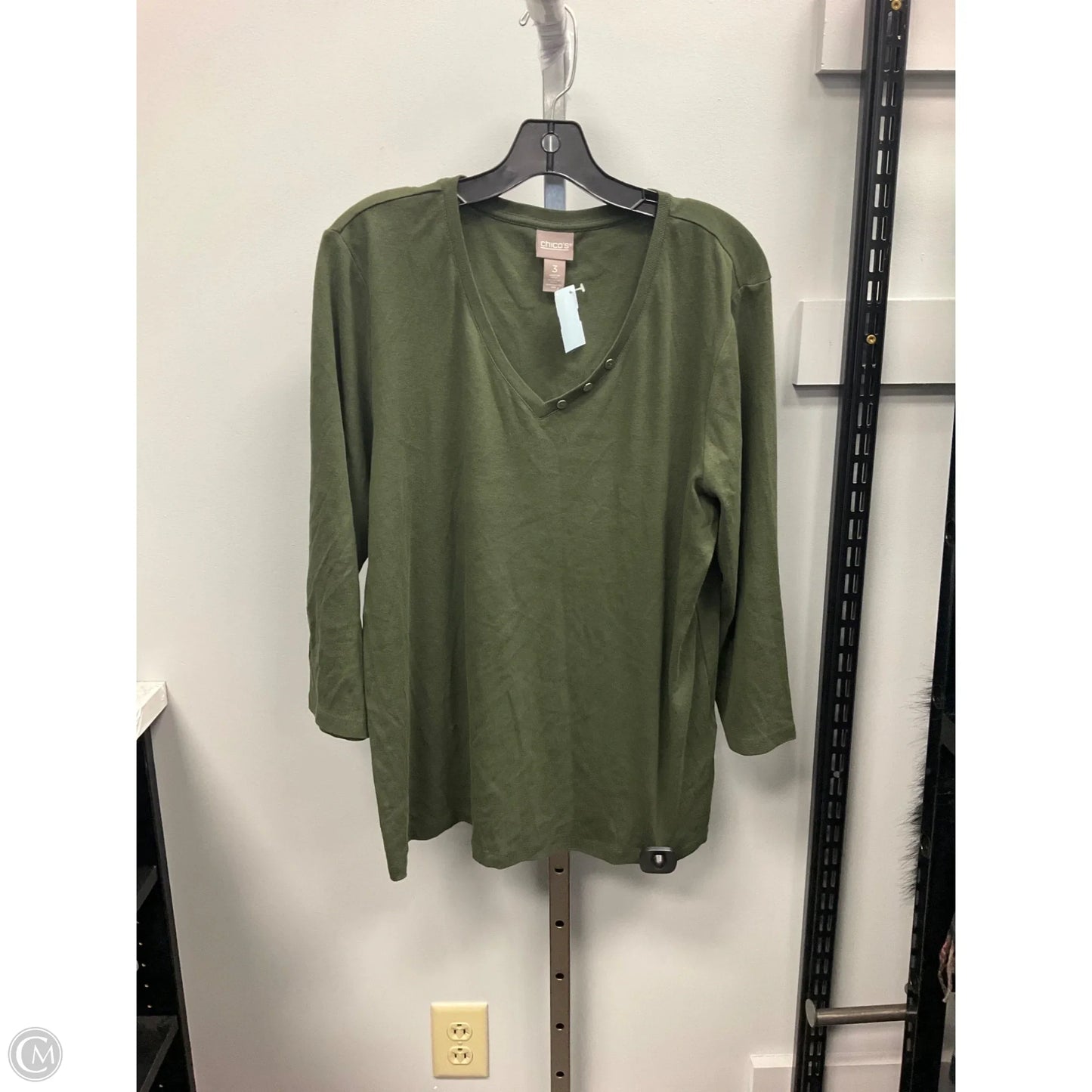 Top 3/4 Sleeve Basic By Chicos In Green, Size: Xl