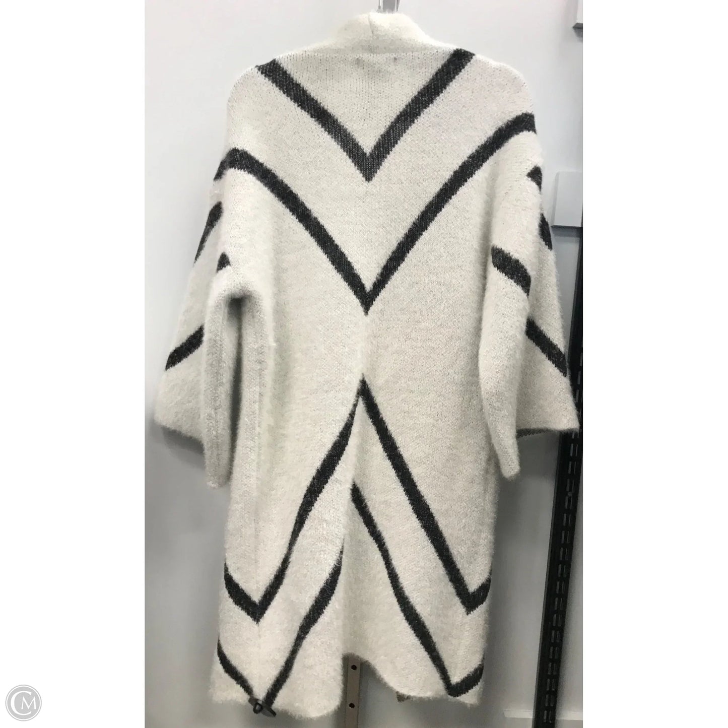 Sweater Cardigan By Steve Madden In Black & White, Size: Osfm