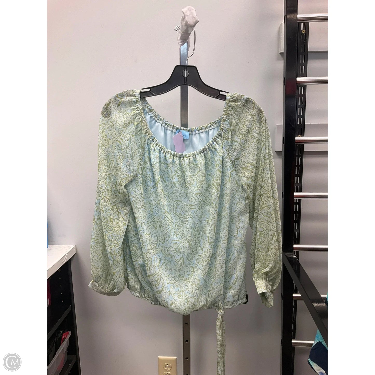 Top Long Sleeve By Cece In Green, Size: S