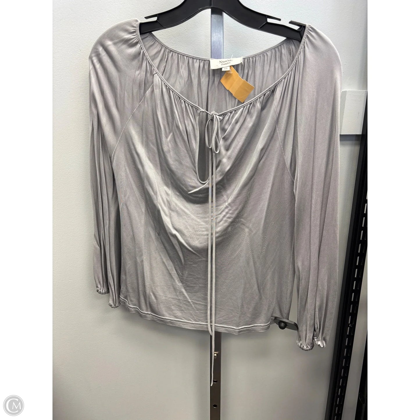 Top Long Sleeve By Clothes Mentor In Grey, Size: S