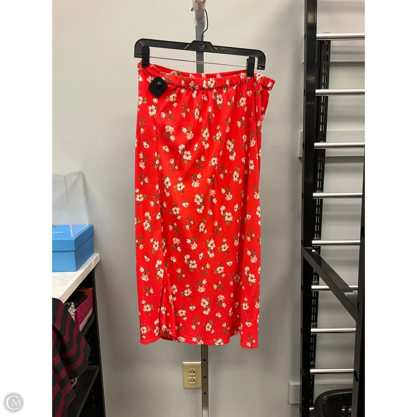 Skirt Midi By Old Navy In Floral Print, Size: M