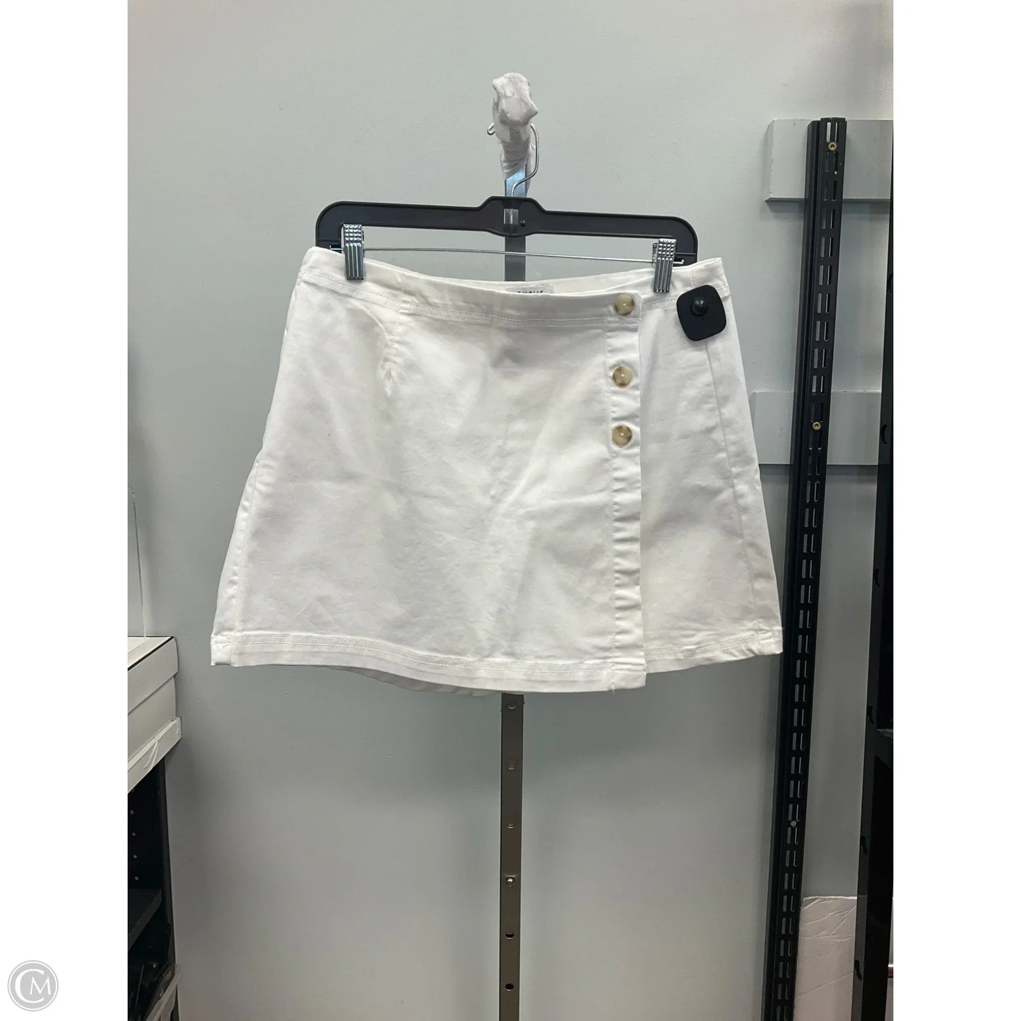 Skirt Mini & Short By Curve Appeal In White, Size: M