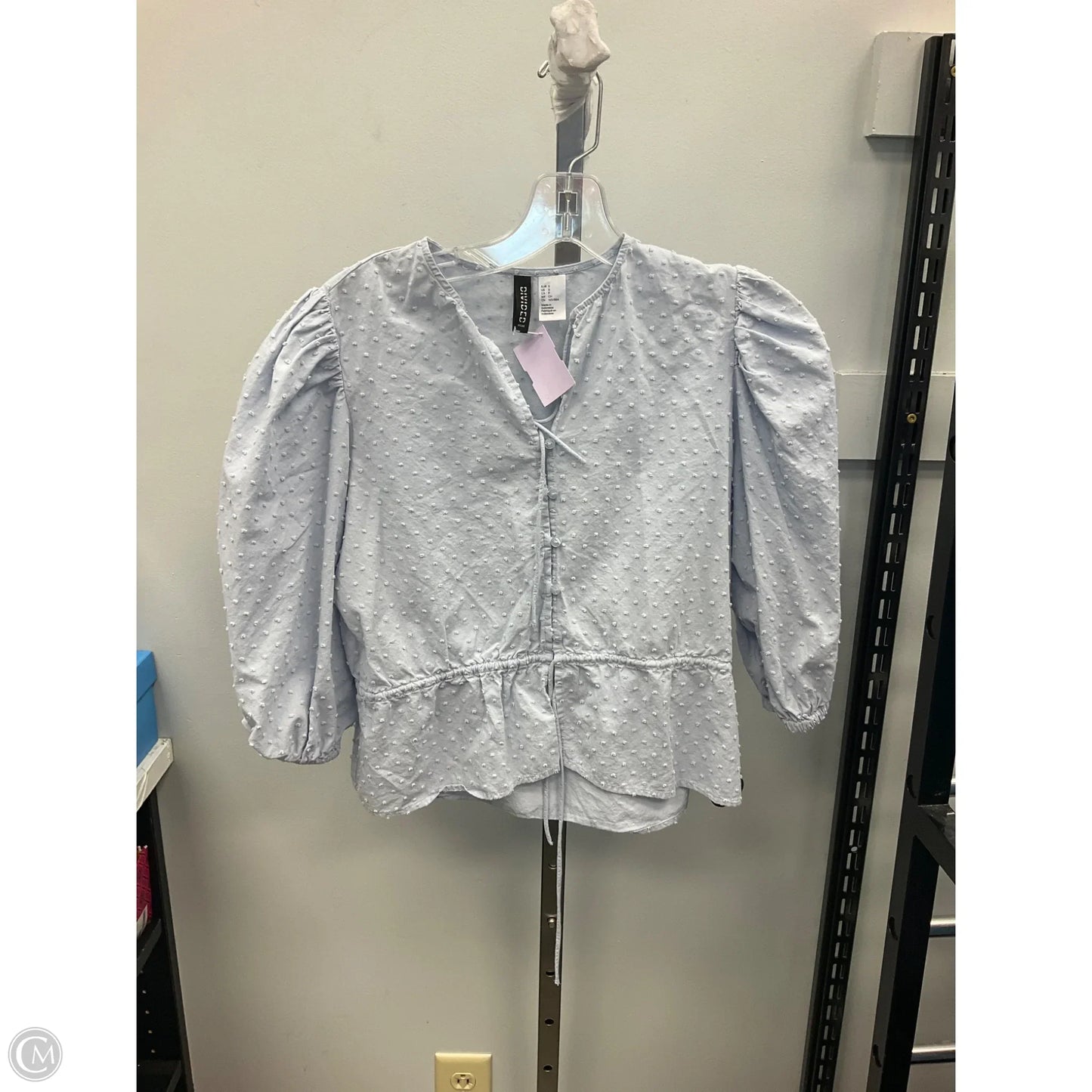 Top Short Sleeve By Divided In Blue, Size: S