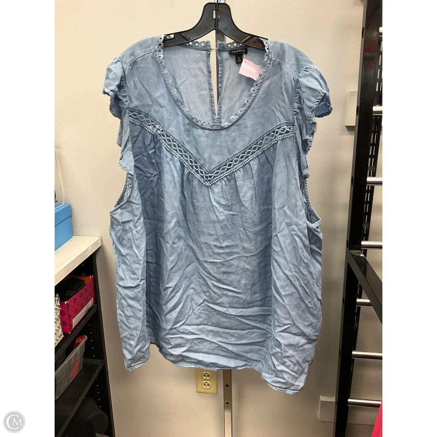 Top Sleeveless By Torrid In Blue, Size: 4x