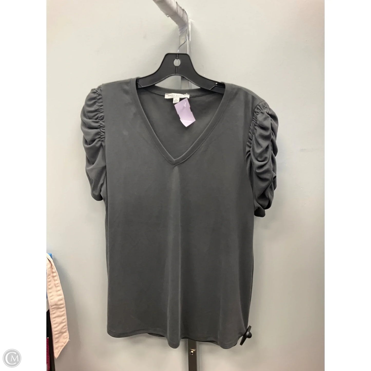 Top Short Sleeve By Green Envelope In Grey, Size: L