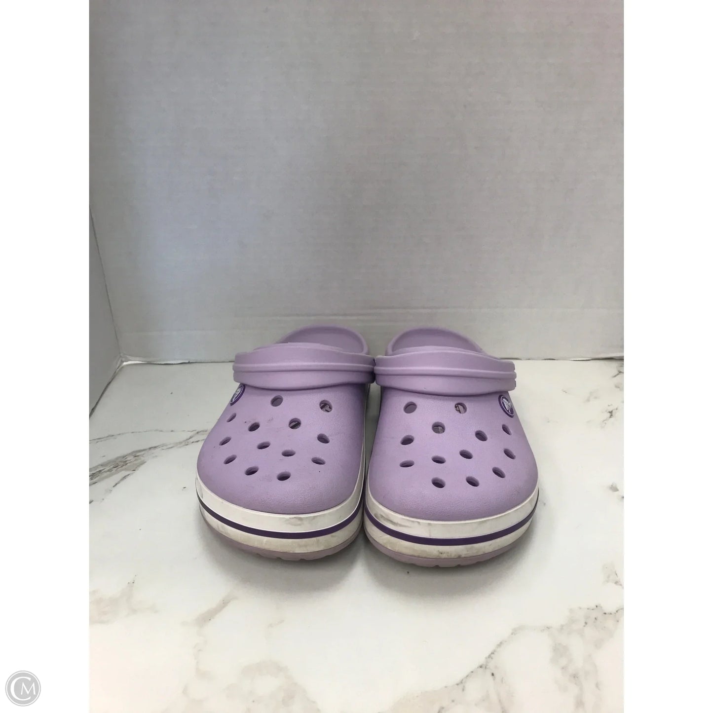 Shoes Flats By Crocs In Purple, Size: 7