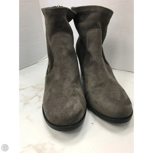 Boots Ankle Heels By Dolce Vita In Grey, Size: 8.5