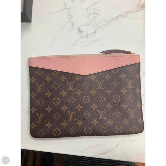 Clutch Luxury Designer By Louis Vuitton, Size: Large