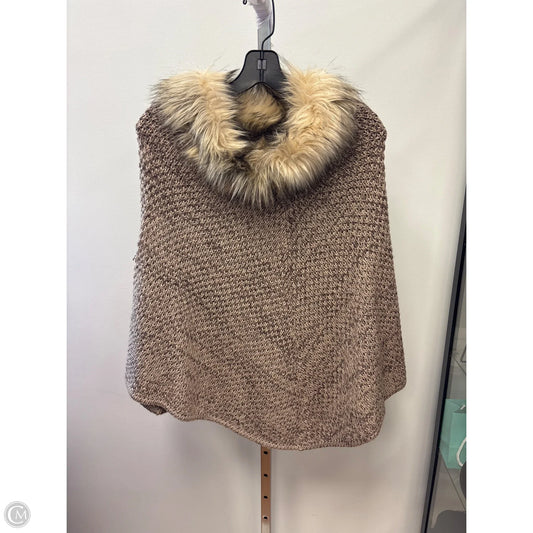 Poncho By Steve Madden In Brown, Size: Osfm