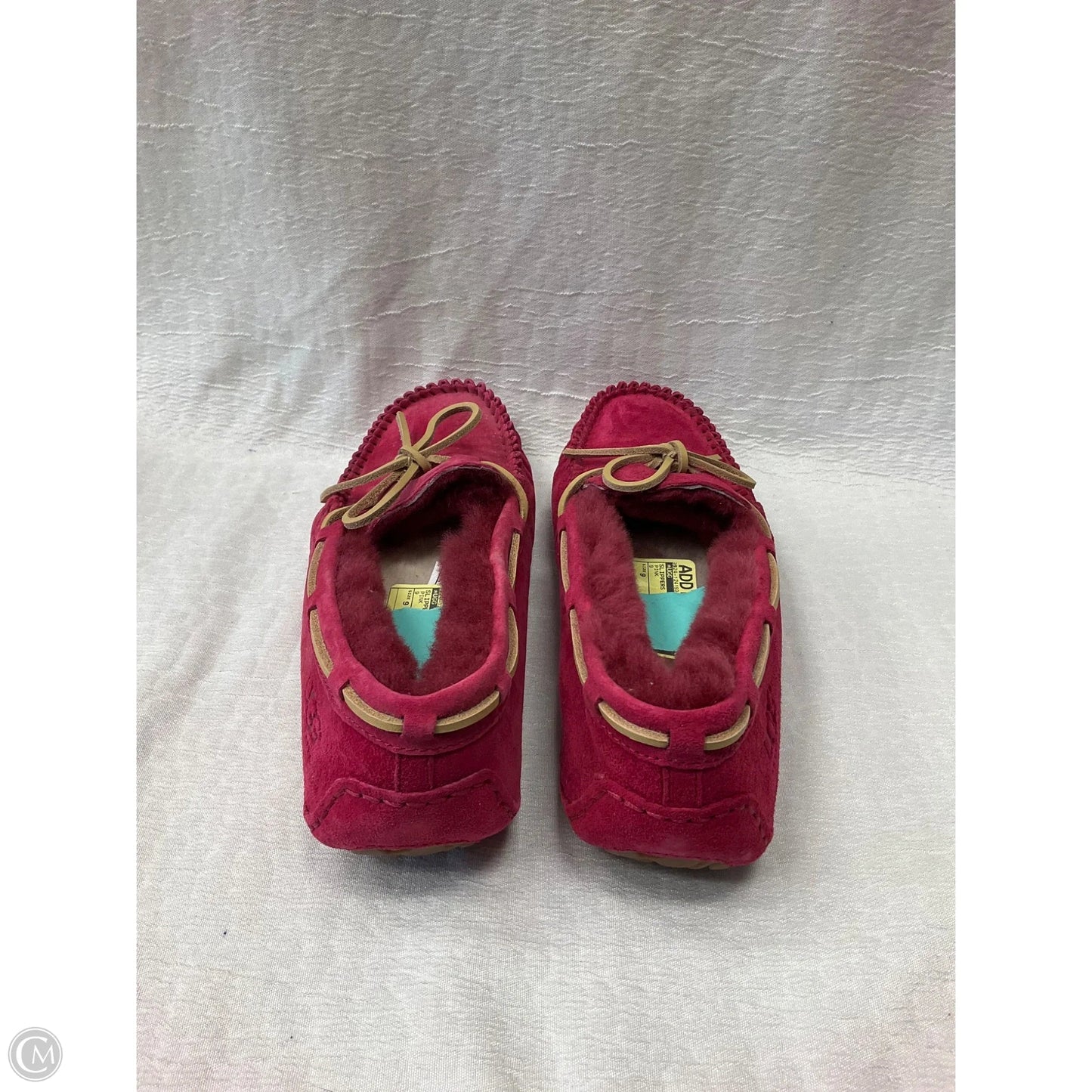 Slippers Designer By Ugg In Pink, Size: 9