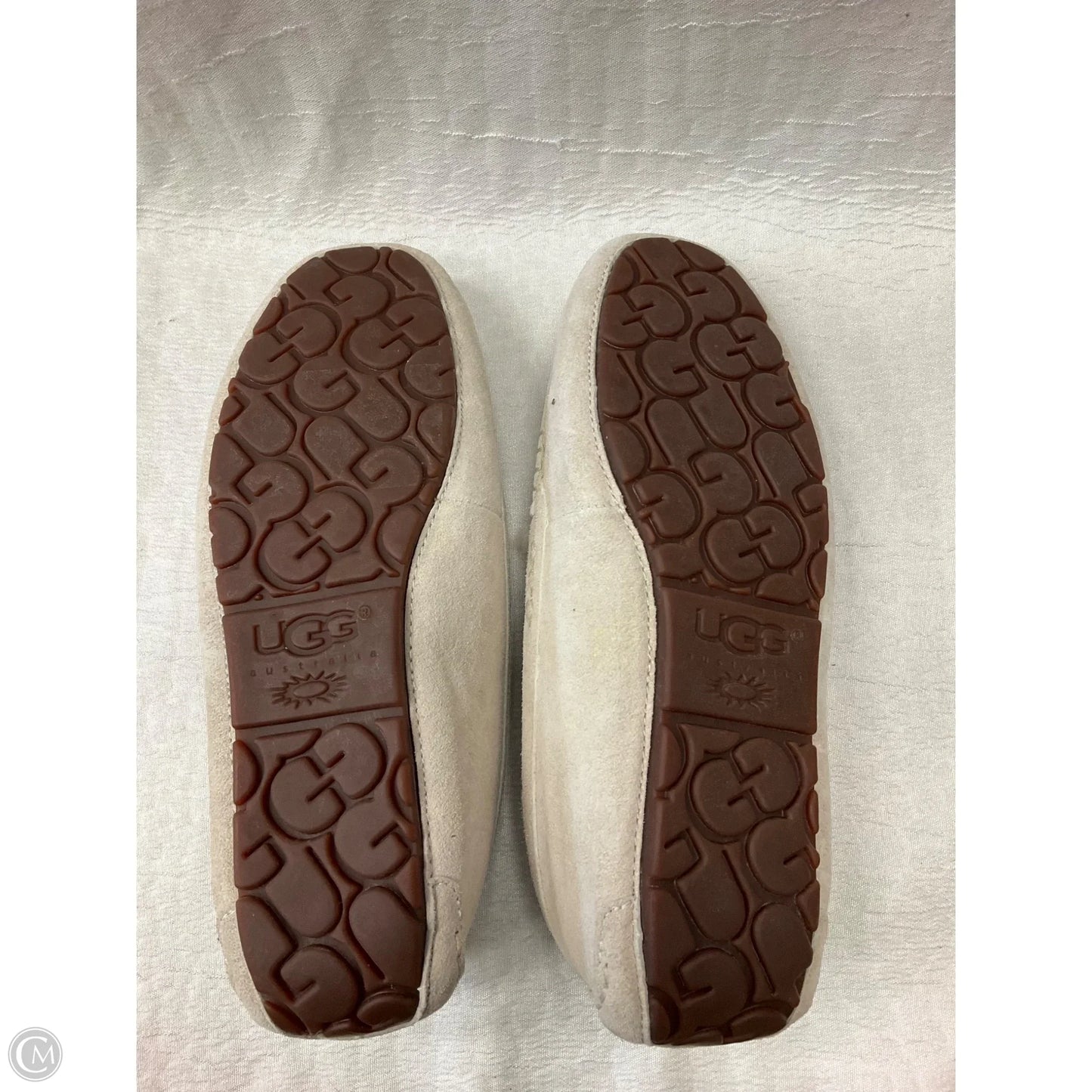 Slippers Designer By Ugg In Tan, Size: 9