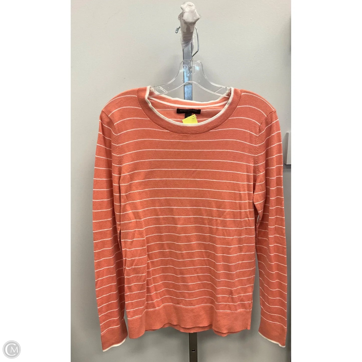 Top Long Sleeve By Banana Republic In Striped Pattern, Size: M