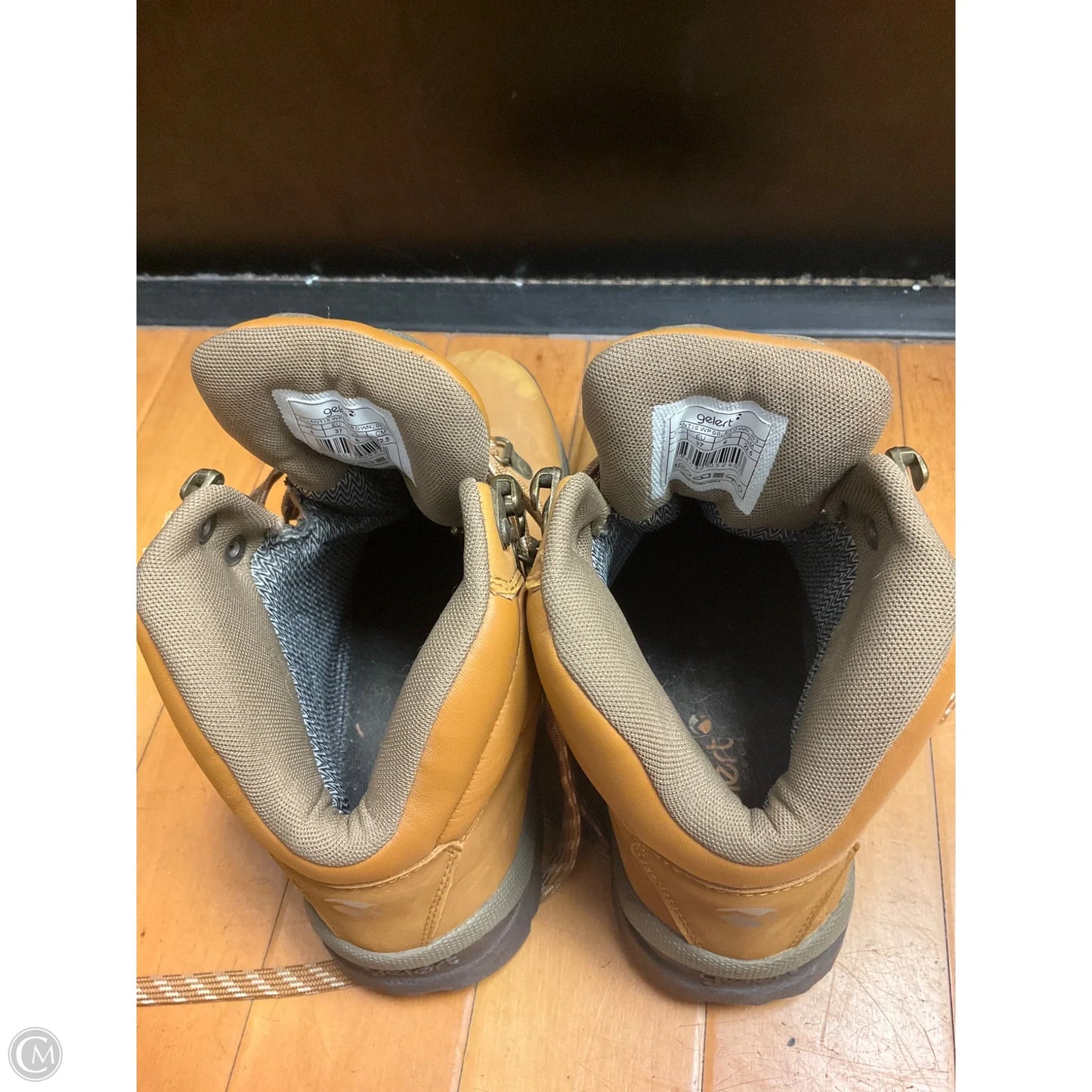 Boots Hiking By Clothes Mentor In Brown, Size: 6