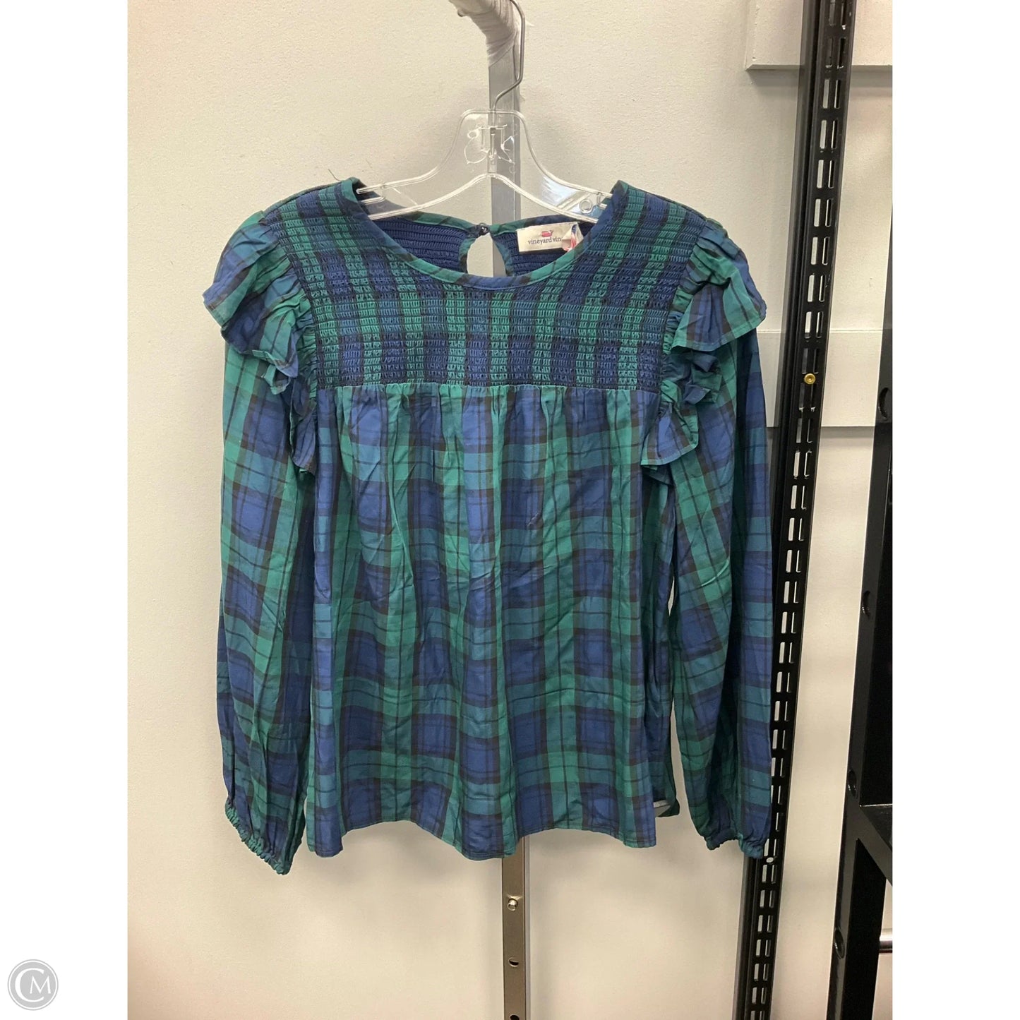 Top Long Sleeve By Vineyard Vines In Plaid Pattern, Size: S