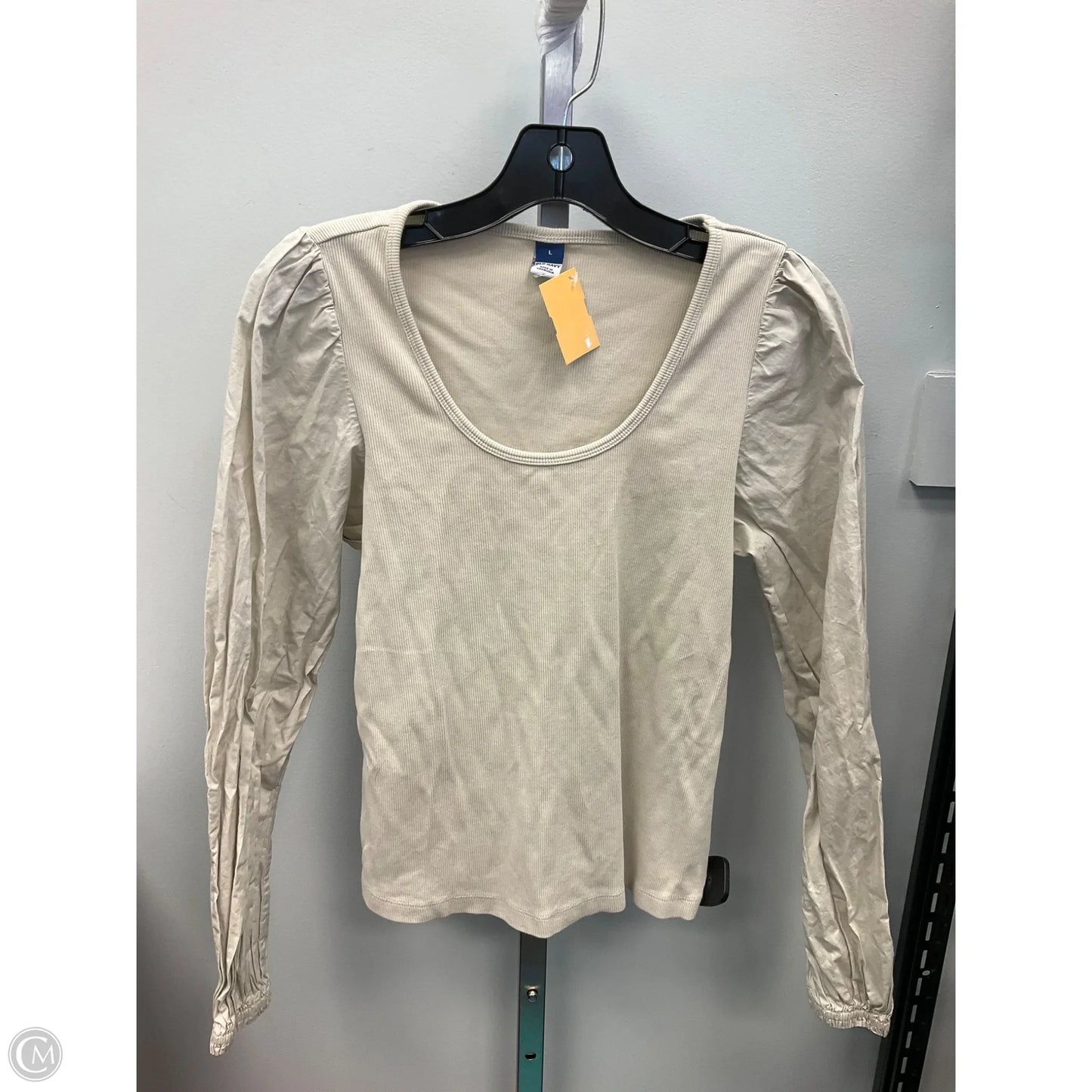 Top Long Sleeve By Old Navy In Beige, Size: L