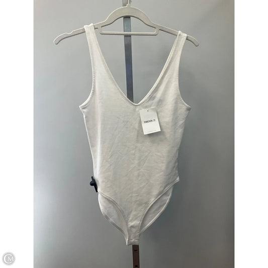 Top Sleeveless Basic By Forever 21 In White, Size: S