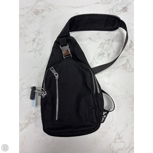 Belt Bag By Clothes Mentor, Size: Medium